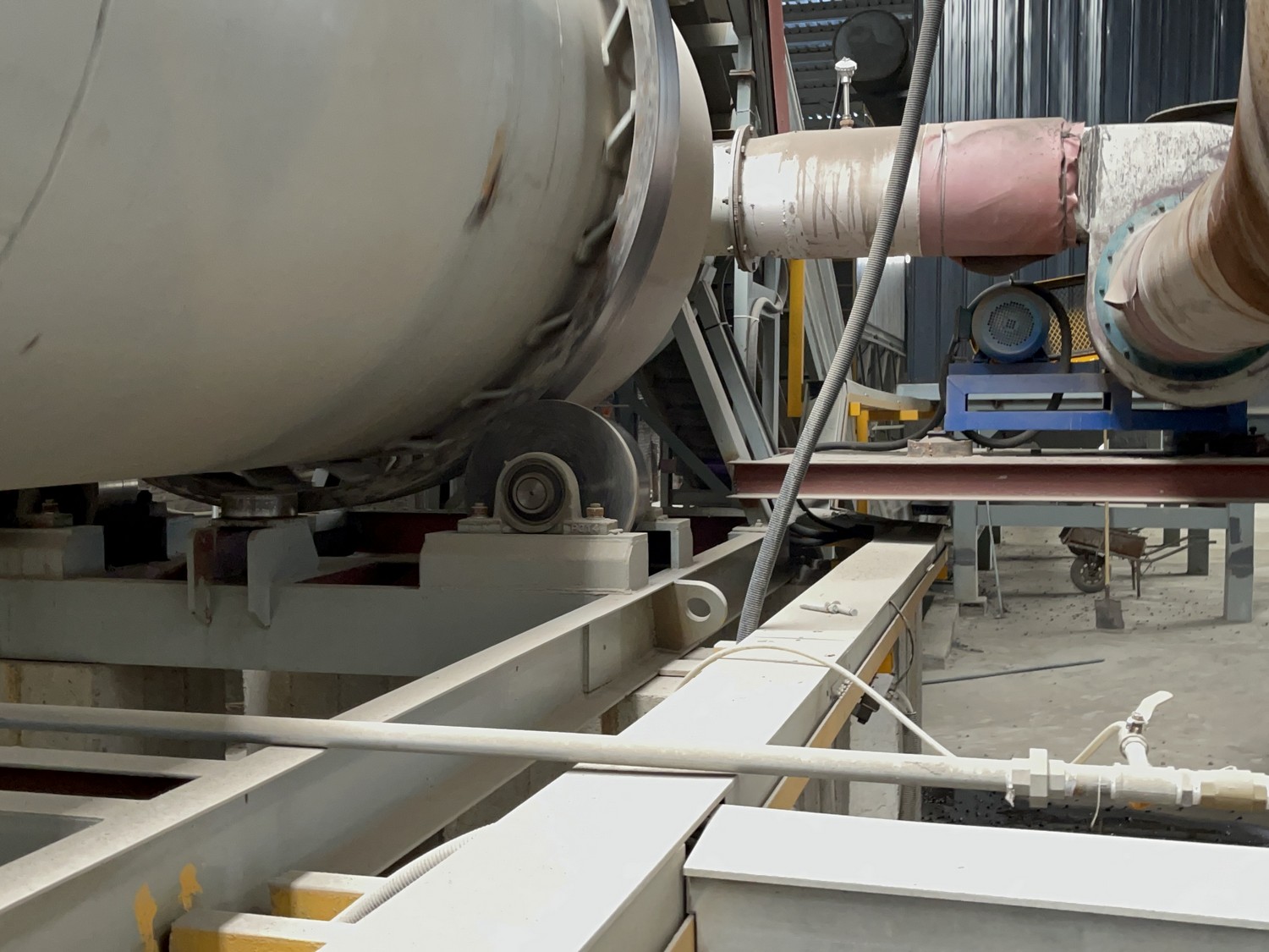 三萬(wàn)噸電爐